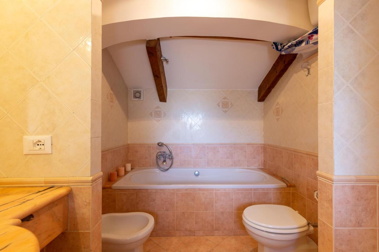 Rossy House Apartment